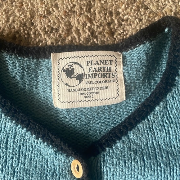 Hand-Loomed in Perú Blue horse button down sweater - Picture 2 of 6